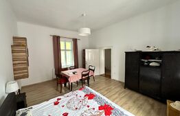Apartament 3 camere, 90mp, decomandat, zona Ultracentral