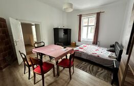 Apartament 3 camere, 90mp, decomandat, zona Ultracentral