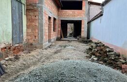 Casa individuala de vanzare, 120mp, zona linistita de case 