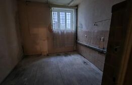 Apartament 3 camere, 77 mp, decomandat, zona Centrala