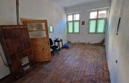 Apartament 3 camere, 77 mp, decomandat, zona Centrala