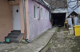 Casa 3 camere, curte comuna în Cisnadie