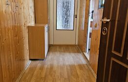 Apartament 2 camere, pivnita,decomandat, etaj intermediar, zona Ciresica