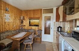 Apartament 2 camere, pivnita,decomandat, etaj intermediar, zona Ciresica