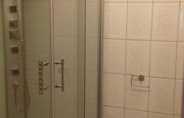 Casa compartimentata ca 2 apartamente, zona Centru