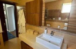 Apartament 3 camere decomandat, 2 bai cu geam, pivnita, zona Tilisca