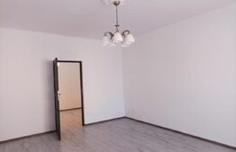 Apartament la casa, 2 cam, semidecomandat, pivnita, zona Lazaret