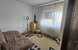 Apartament 2 camere, pivnita,decomandat, etaj intermediar, zona Ciresica
