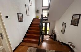 Casa cu 4 camere, 250 mp, teren cu 1024 mp, Trei Stejari