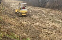 Teren de 2000 mp în Valea Morii, lângă râu