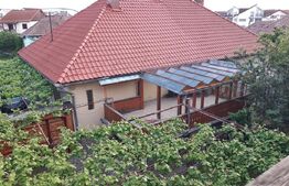 Curte cu 2 case de vânzare în Sibiu zona Calea Poplăcii