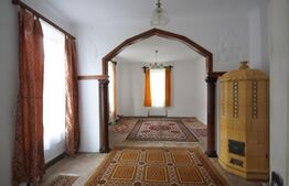 Apartament la casă, 216mp de curte, la 5 minute de centrul Sibiului!