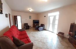 Casa cu 16 camere, 600 mp utili si 1000 mp teren in Selimbar zona Pictor Brana 