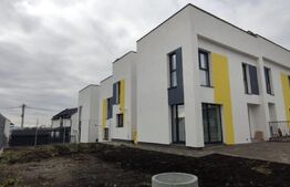 Casa tip quadruplex, predare la cheie 