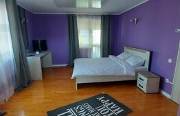 Casa 8 camere, 320 mp, parcare, zona Calea Poplacii