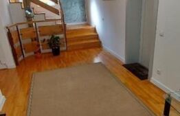 Casa 8 camere, 320 mp, parcare, zona Calea Poplacii