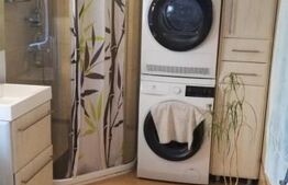 Casa 8 camere, 320 mp, parcare, zona Calea Poplacii