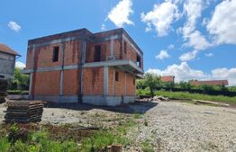 Casă independentă energetic, la cheie, la doar 10 minute de Sibiu