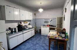 Casa, 83 mp, teren, 364 mp, cartierul Piata Cluj