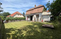 Casa 3 camere, 125 mp, zona Sub Arini