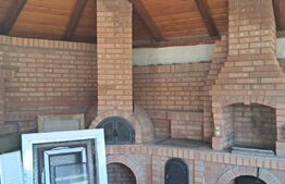 Casa 14 camere, 445 mp, teren, 1250 mp, Avrig