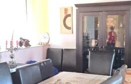 Casa 14 camere, 445 mp, teren, 1250 mp, Avrig