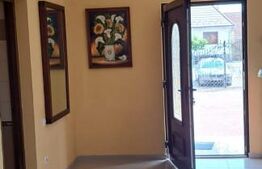 Casa 14 camere, 445 mp, teren, 1250 mp, Avrig