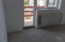 Apartament 6 camere, 180mp, balcon, zona Cisnădie 