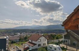 Apartament 6 camere, 180mp, balcon, zona Cisnădie 