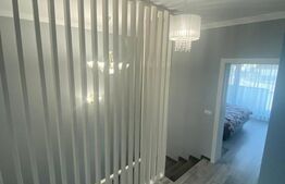 Casa tip duplex, 120 mp utili, teren cu 300 mp, Cisnadie 