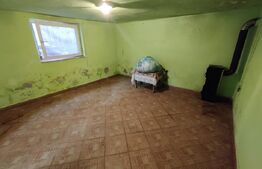 Casa 4 camere , 90m, zona Ocna Sibiului