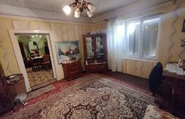 Casa 3 camere Saliste