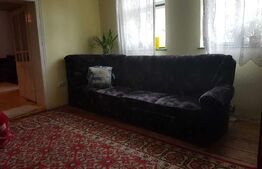 Casa 2 camere de vanzare in sat Petis, comuna Seica Mare