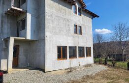 Casa individuala 8 camere, 500mp, Rasinari