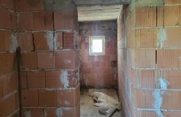 Casa individuala 8 camere, 500mp, Rasinari