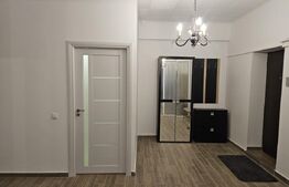 Apartament 3 camere semidecomandat, zona Strand