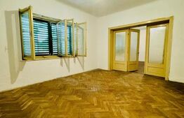 Apartament 3 camere decomandat la casa, zona Trei Stejari