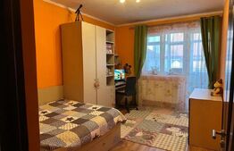 Apartament 3 camere, decomandat, Calea Cisnadiei - Arhitectilor