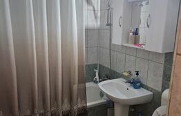 Apartament 3 camere decomandat, zona Strand