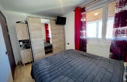 Apartament cu 3 camere semidecomandat 