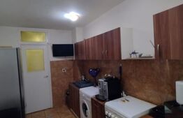 Apartament 3 camere, decomandat, zona Vasile Aaron 