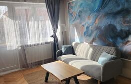 Apartament cu 3 camere, 54 mp, zona Centrala