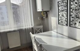 Apartament cu 3 camere, 54 mp, zona Centrala