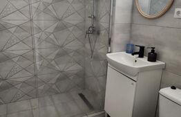 Apartament cu 3 camere, 54 mp, zona Centrala