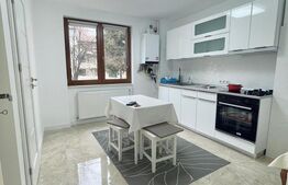 Apartament cu 3 camere, 84 mp, zona strand str.Vrancei