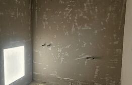 Casa cu doua corpuri de cladire