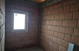 Casa in constructie, 3 camere, 160 mp, Sibiu