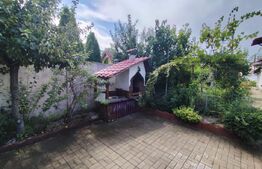 Casa cu 4 camere, 200 mp, zona centrala