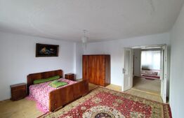 Casa cu 4 camere, 200 mp, zona centrala