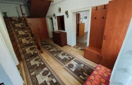 Casa cu 4 camere, 200 mp, zona centrala